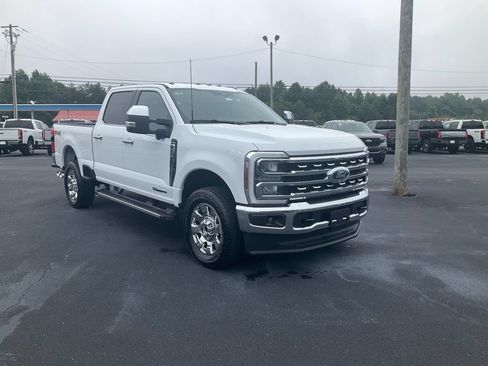 New 2026 Ford F250 Lariat w/ Chrome Package AWD/4WD image 3
