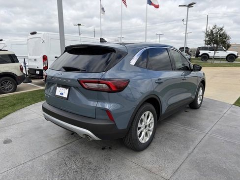 Certified 2024 Ford Escape Active image 6