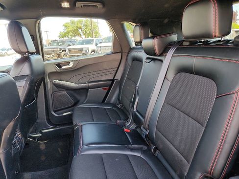 Used 2025 Ford Escape ST-Line FWD image 10