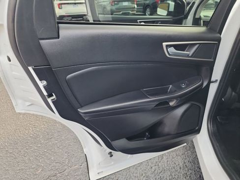 Used 2024 Ford Edge SEL image 26