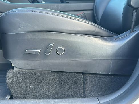 Used 2021 Tesla Model Y 2WD image 10