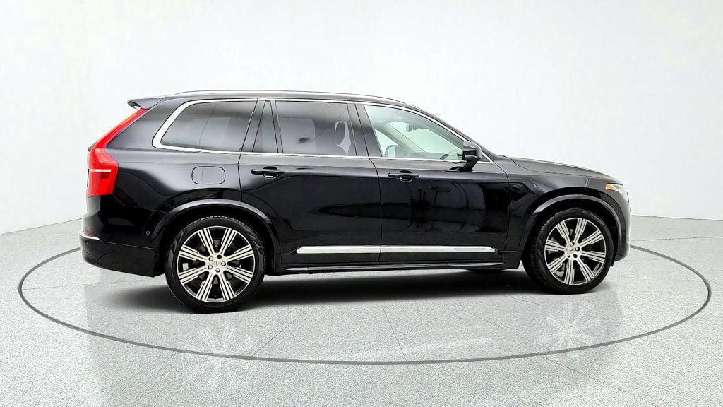 Used 2024 Volvo XC90 T8 Ultimate w/ Lounge Package AWD/4WD image 4