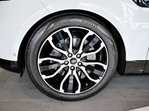 Used 2021 Land Rover Range Rover Sport HSE Silver Edition image 16