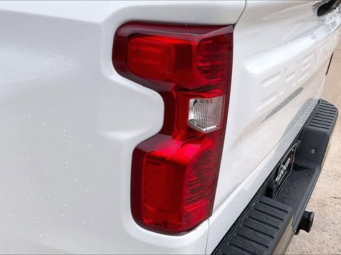 Used 2026 Chevrolet Silverado 1500 W/T w/ WT Value Package AWD/4WD image 25