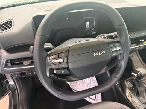 Used 2025 Kia K4 EX FWD image 12