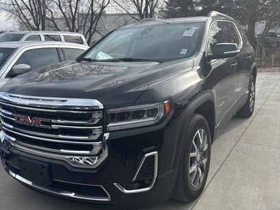 Used 2023 GMC Acadia SLT w/ Preferred Package