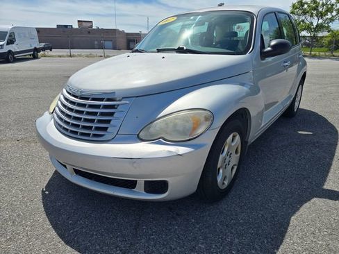 Used 2007 Chrysler PT Cruiser FWD image 7