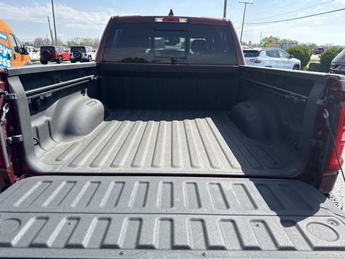 Used 2025 RAM 1500 Big Horn AWD/4WD image 31