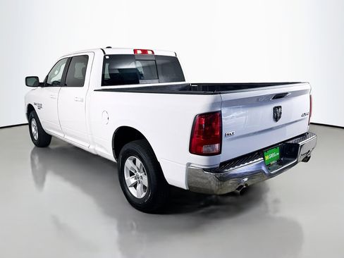 Used 2020 RAM 1500 Classic SLT image 7
