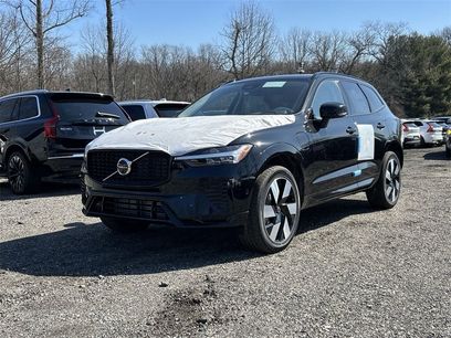 New 2025 Volvo XC60 T8 Plus w/ Climate Package