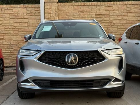 Used 2024 Acura MDX SH-AWD w/ Technology Package image 2