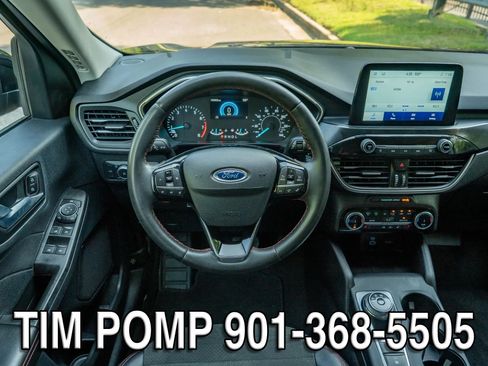Used 2022 Ford Escape SEL w/ SEL Stealth AWD Package image 18