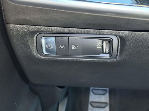 Certified 2024 Honda Prologue EX image 21