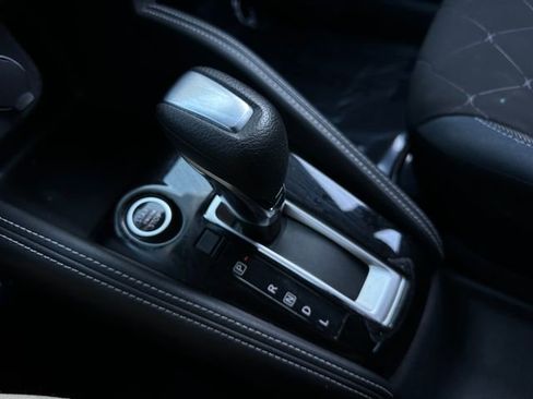 Used 2018 Nissan Kicks S image 30