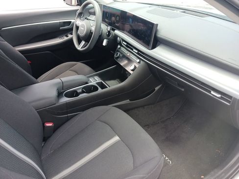 Used 2024 Hyundai Sonata SEL FWD image 15