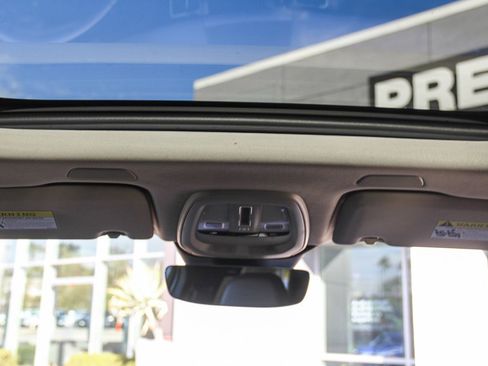 Used 2023 Volvo XC60 B5 Core w/ Climate Package image 18