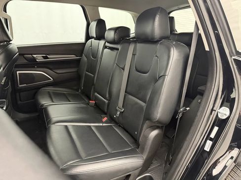 Used 2020 Kia Telluride S w/ S 8 Passenger Seating Package AWD/4WD image 26