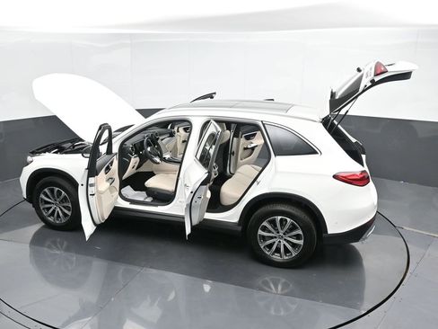 New 2025 Mercedes-Benz GLC 300 4MATIC image 49