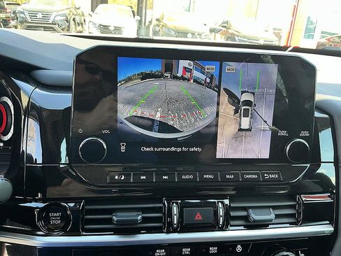 New 2026 Nissan Armada SL image 17