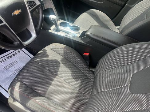 Used 2015 Chevrolet Equinox LT w/ Driver Convenience Package AWD/4WD image 16