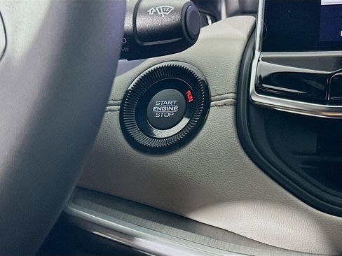 New 2026 Jeep Compass Limited w/ Sun, Sound & Navigation Group image 19