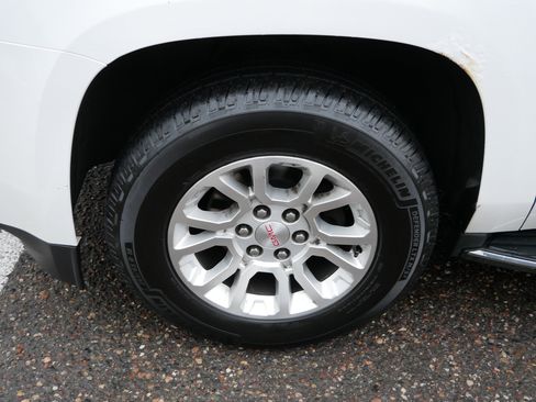 Used 2018 GMC Yukon SLT w/ Open Road Package image 8