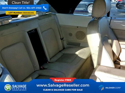 Used 2010 Volkswagen Beetle Convertible image 13