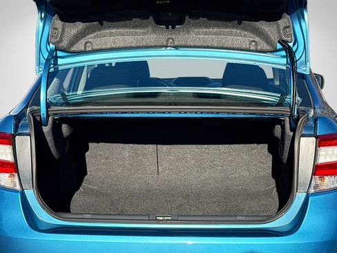 Used 2018 Subaru Impreza 2.0i Premium image 10