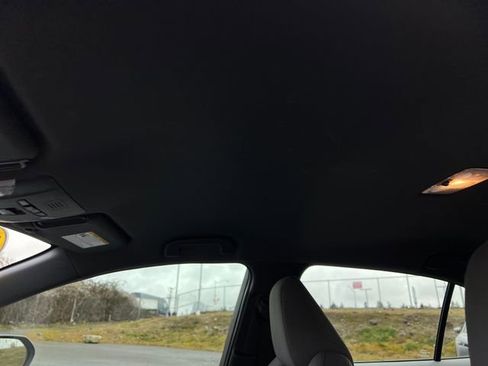 Used 2022 Toyota Corolla SE image 26