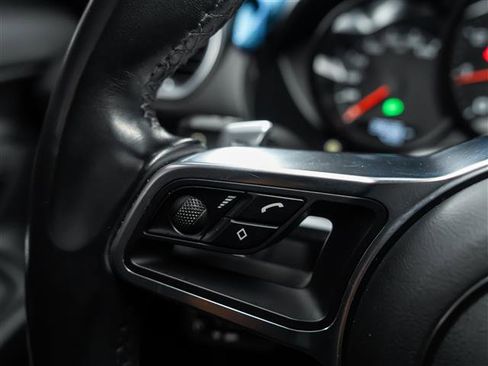 Used 2018 Porsche 718 Cayman Base image 18