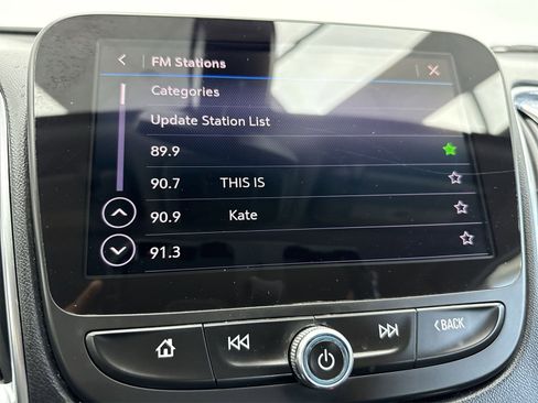 Used 2020 Chevrolet Malibu LT image 18