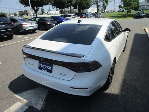 Used 2023 Honda Accord Sport image 5