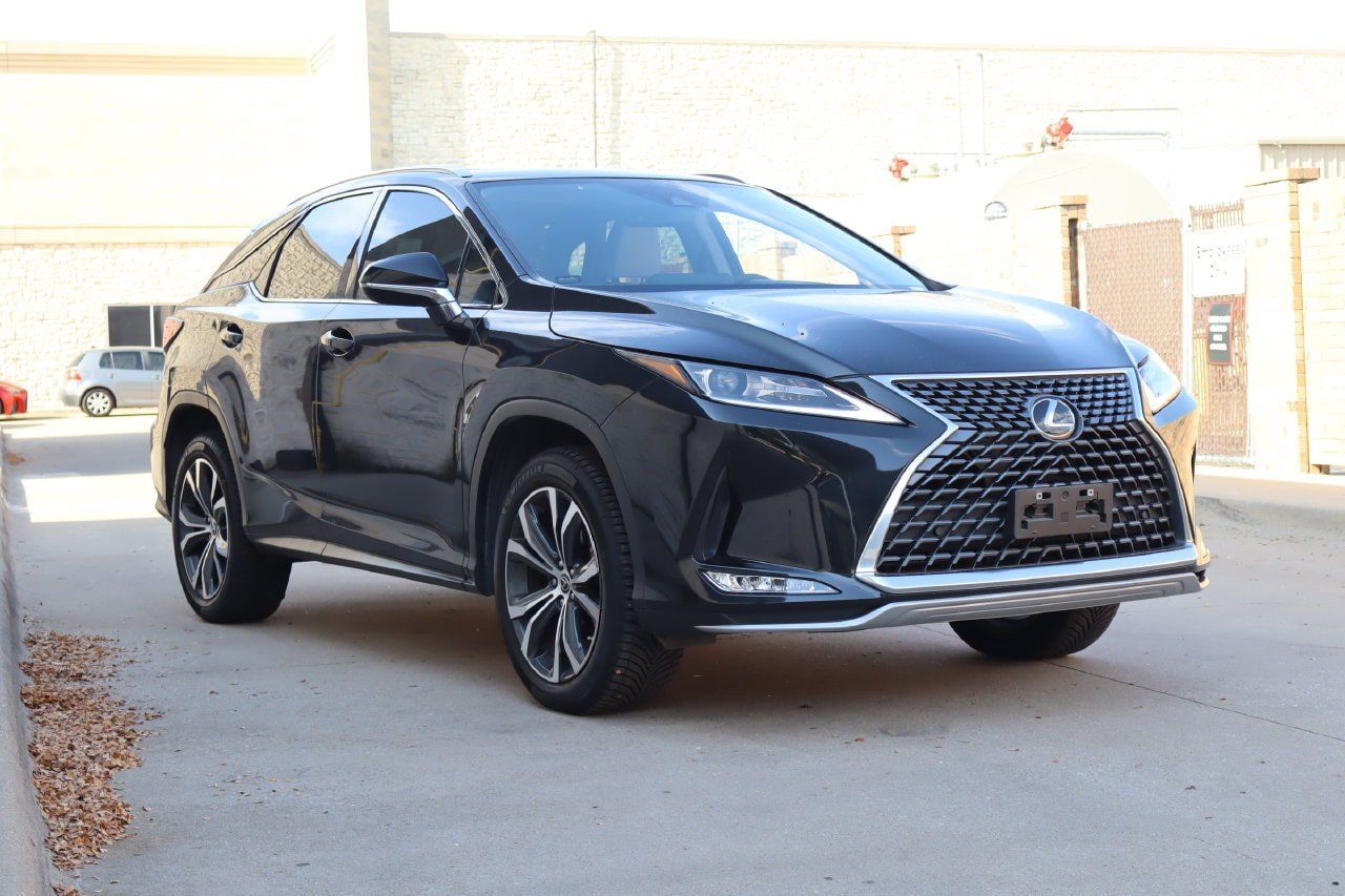 Used 2022 Lexus RX 350 FWD w/ Premium Package image 2