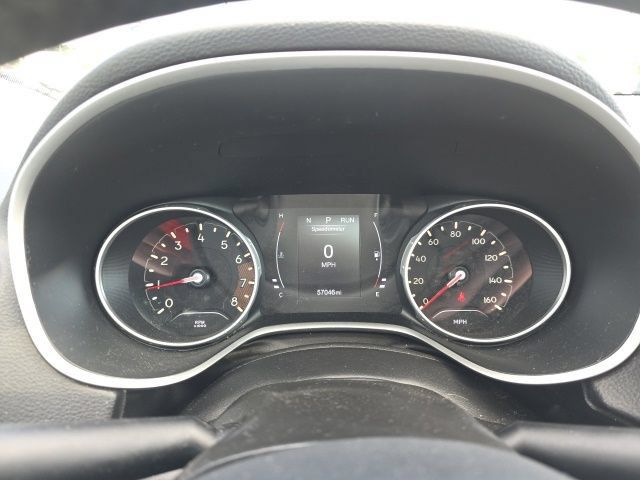 Used 2019 Jeep Compass Latitude FWD image 17