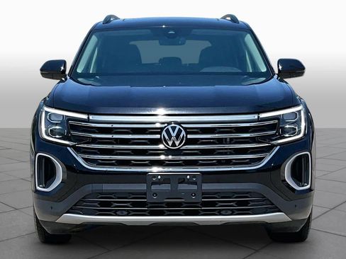 Used 2024 Volkswagen Atlas SE FWD image 4