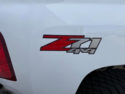 Used 2013 Chevrolet Silverado 2500 LT w/ Interior Plus Package image 37