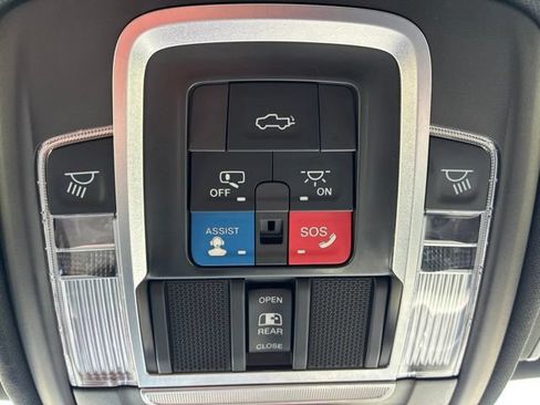 Used 2022 RAM 1500 Laramie w/ Sport Appearance Package AWD/4WD image 44