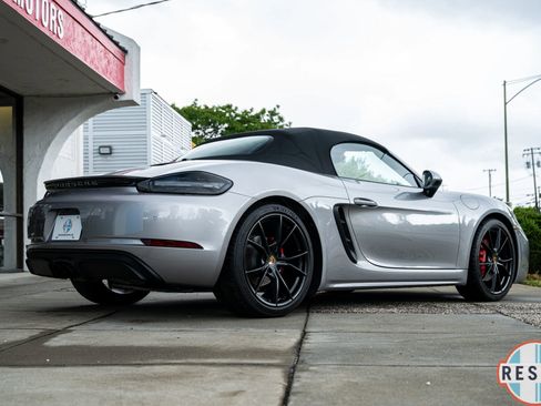 Used 2019 Porsche 718 Boxster GTS RWD image 16
