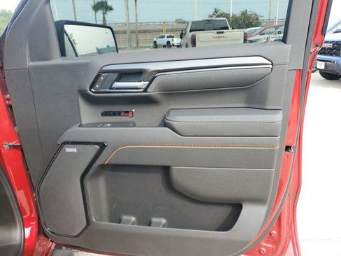 New 2026 GMC Sierra 1500 AT4 w/ AT4 Premium Package AWD/4WD image 9