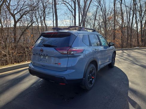 New 2026 Nissan Rogue Rock Creek image 3