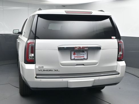 Used 2018 GMC Yukon XL Denali w/ Open Road Package AWD/4WD image 7