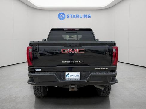 Used 2024 GMC Sierra 2500 Denali AWD/4WD image 7