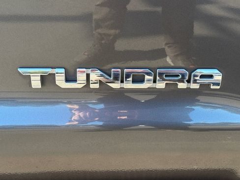 Used 2015 Toyota Tundra SR5 w/ TRD Off Road Package AWD/4WD image 35