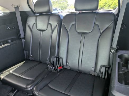 Certified 2024 Kia Sorento S FWD image 18