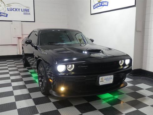 Used 2021 Dodge Challenger R/T Scat Pack image 5
