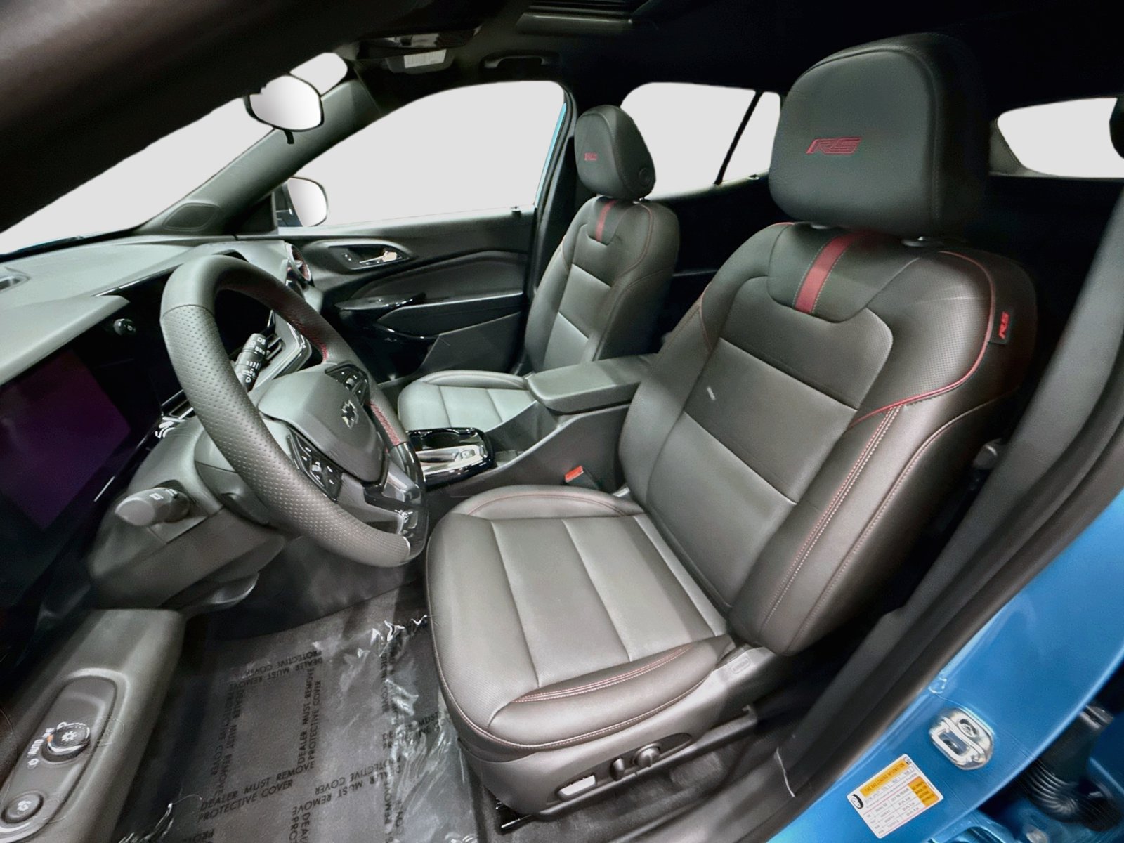 New 2026 Chevrolet Trax RS w/ Sunroof Package FWD image 24