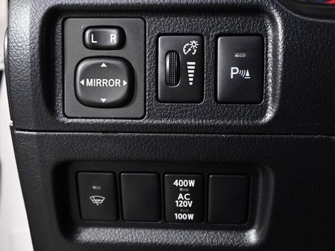 Used 2019 Toyota 4Runner Limited image 24