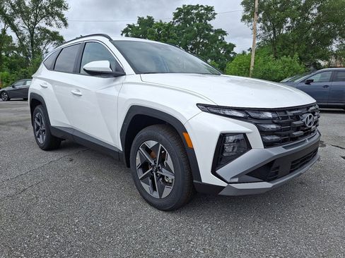 Certified 2025 Hyundai Tucson SEL image 3