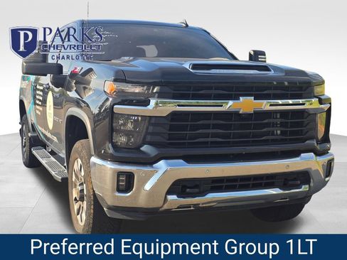 Certified 2025 Chevrolet Silverado 2500 LT w/ Safety Package AWD/4WD image 1
