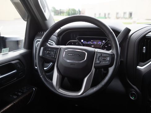 Used 2020 GMC Sierra 3500 Denali w/ Denali Ultimate Package AWD/4WD image 18